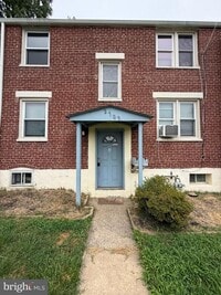 Building Photo - 2703 W 4th St