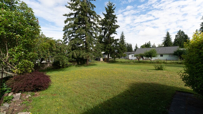 Building Photo - 16321 127th Pl SE