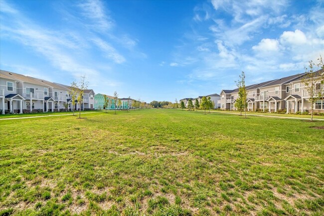 Building Photo - NEW CONSTRUCTION 3BED, 3BATH TOWNHOUSE IN ...