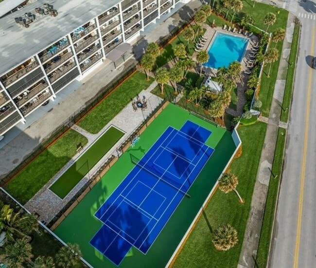 Building Photo - Oceanview 2 BR 2 BA in Vero Beach Turnkey Monthly Rental