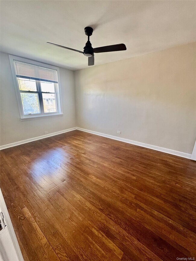 Building Photo - 4218 Bruner Ave