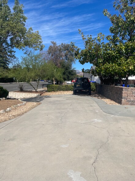 Building Photo - 11921 Bryant St