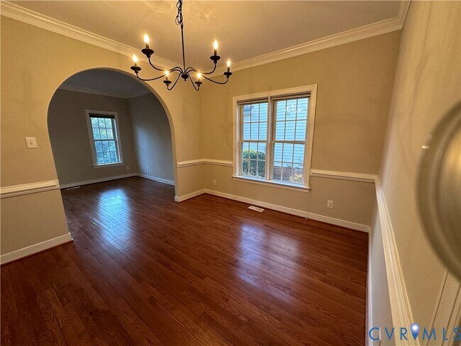 Building Photo - 5219 Scotsglen Dr