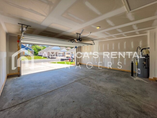 Building Photo - New Construction Home for Rent in Calera, AL - Timberline Community!