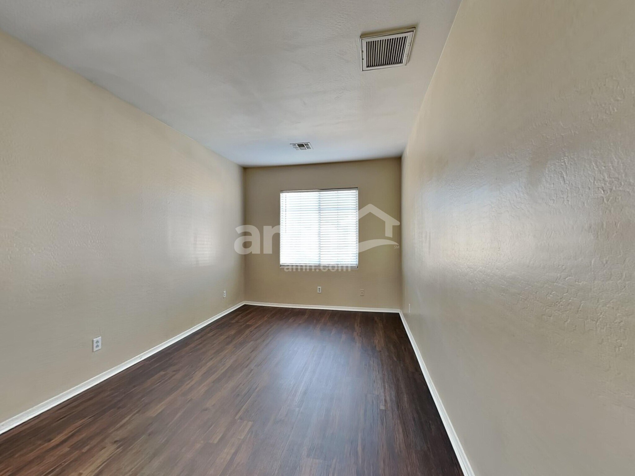 Building Photo - 7571 W State Ave