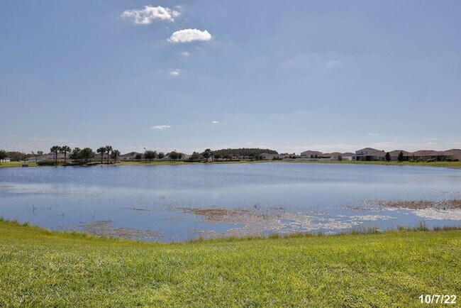 Building Photo - Beautiful 3/ 2 Home with a 2 Car Garage and a Water view- St Cloud!