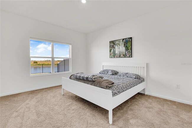 Building Photo - 5920 Catamaran Ave