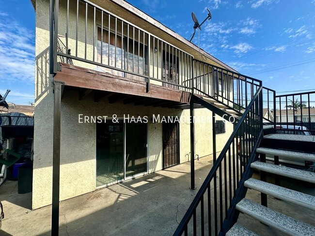 Primary Photo - Lovely 2 Bedroom Apartment in Long Beach!