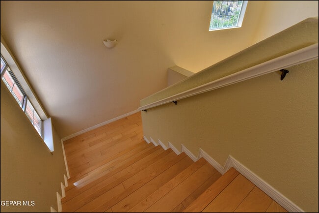 Building Photo - 6123 La Posta Dr