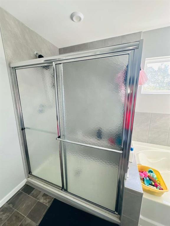 Building Photo - 8035 Stiner Grv