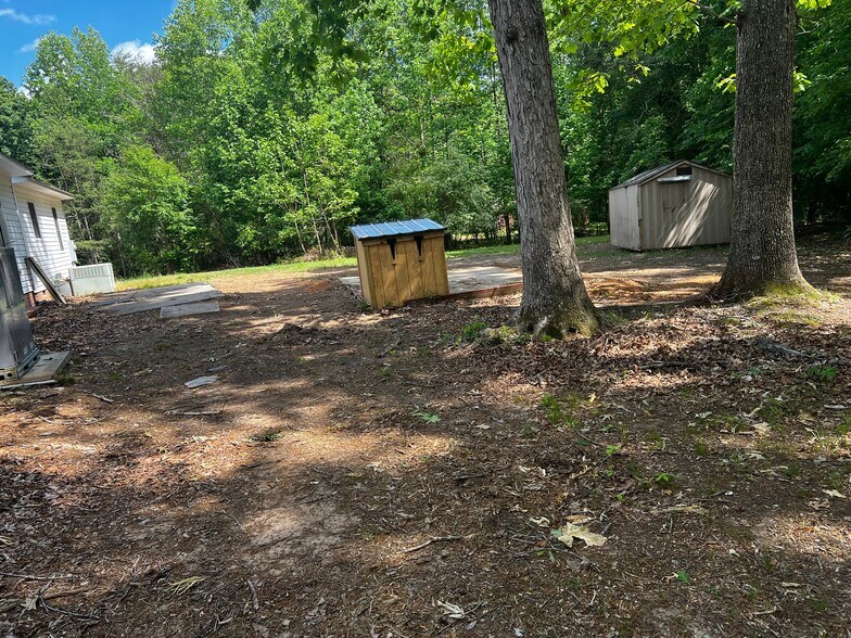 Building Photo - 12848 Farm Pond Ln