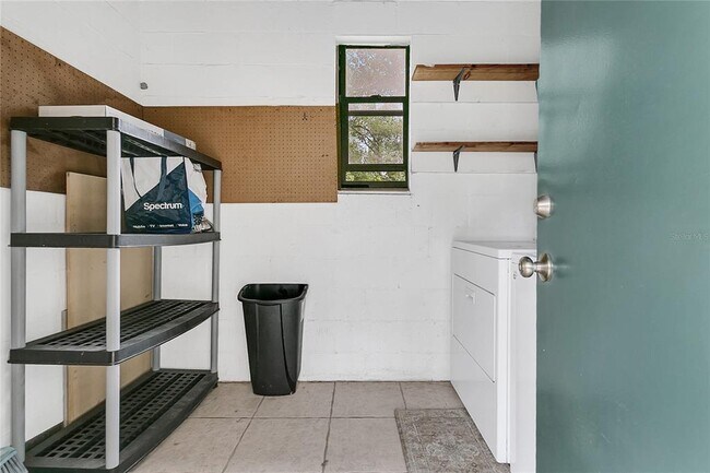 Building Photo - 1700 Ferris Ave