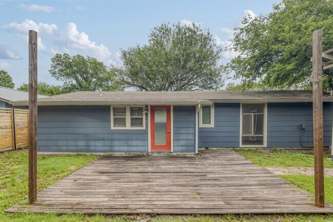 Building Photo - 5304 Halwill Pl