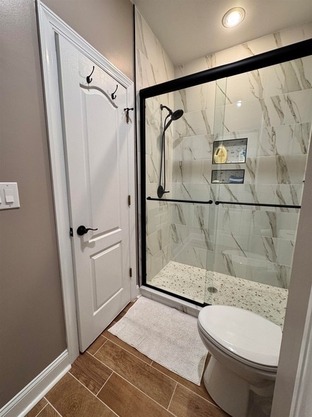 Building Photo - 3771 Waterford Dr