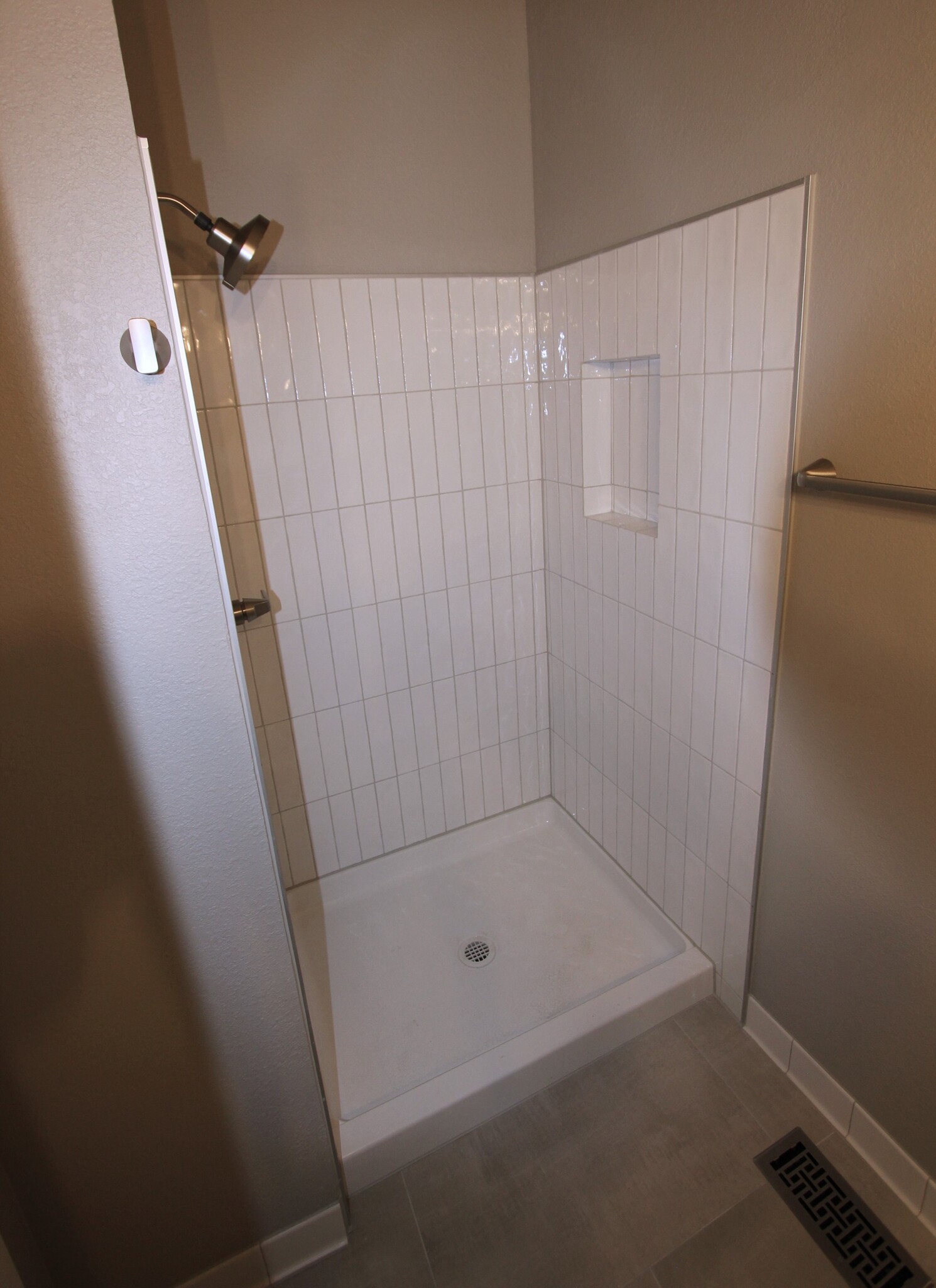 Custom Shower - 6737 Mountain Top Ln