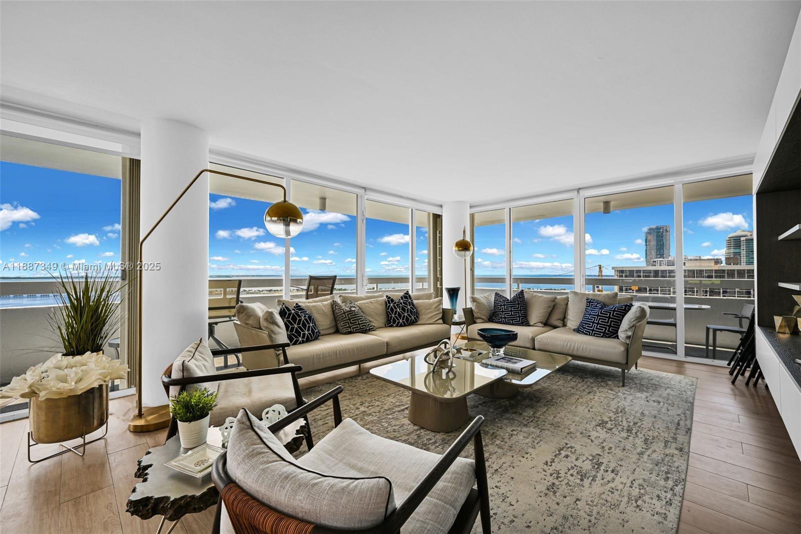 Building Photo - 1627 Brickell Ave