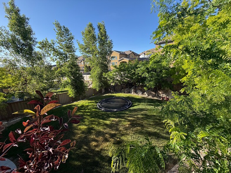 Building Photo - 2152 Aspen Wood Loop W