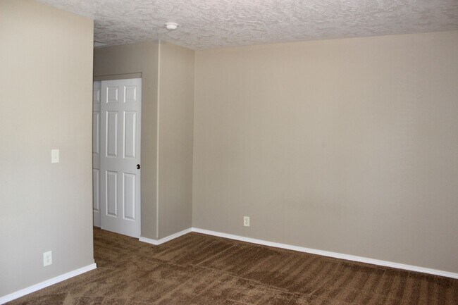 Building Photo - 16664 Shaw Pine Ct
