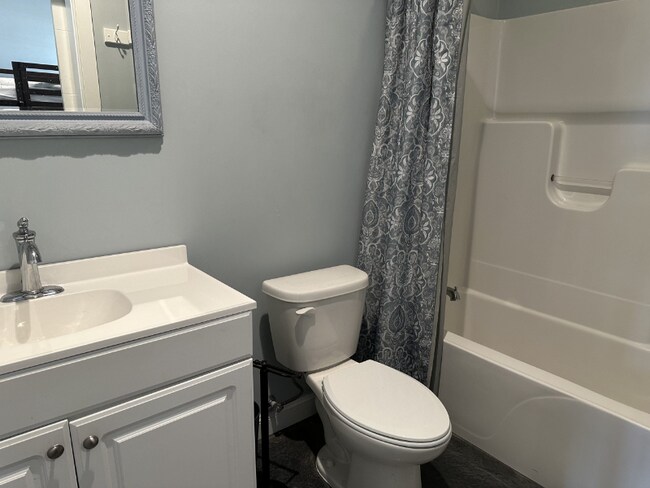 Building Photo - 25 K St