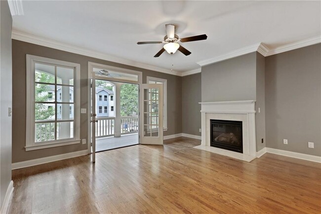 Building Photo - 737 St Charles Ave NE