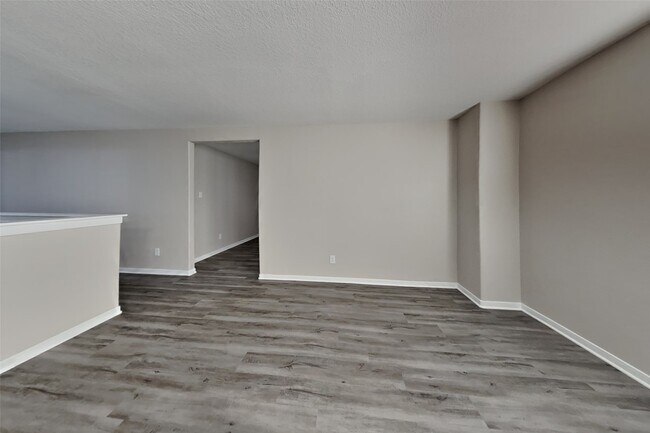 Building Photo - 5047 Lamppost Hill Ct