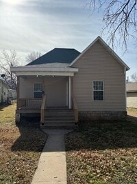 Building Photo - Beautiful! Remodeled 3 bed, 2 bath home and you don't want to miss this property. A must see for ...