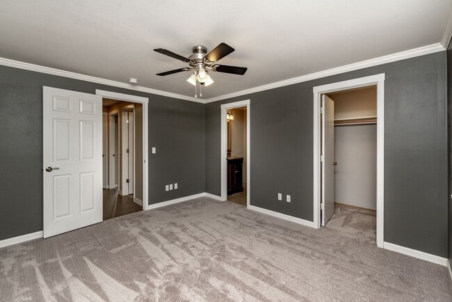 Building Photo - 4-Bedroom, 2-Bathroom Rambler with Beautiful Features and Mountain Views!