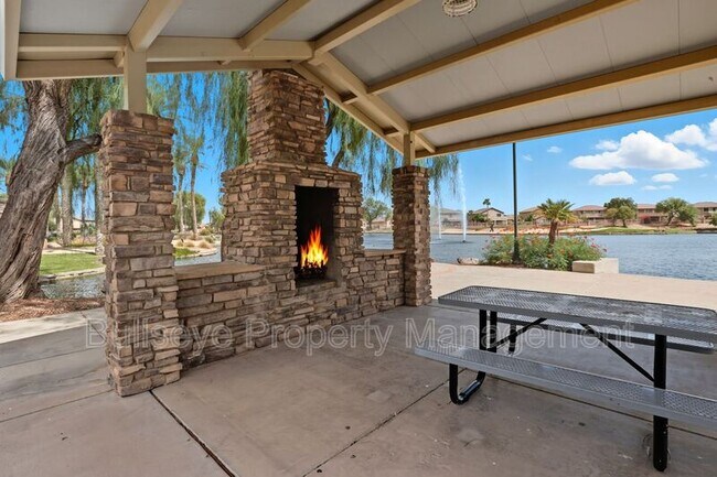 Building Photo - 40462 W Sunland Dr