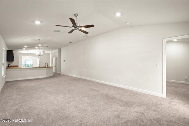 Building Photo - 7271 Gateway Ct
