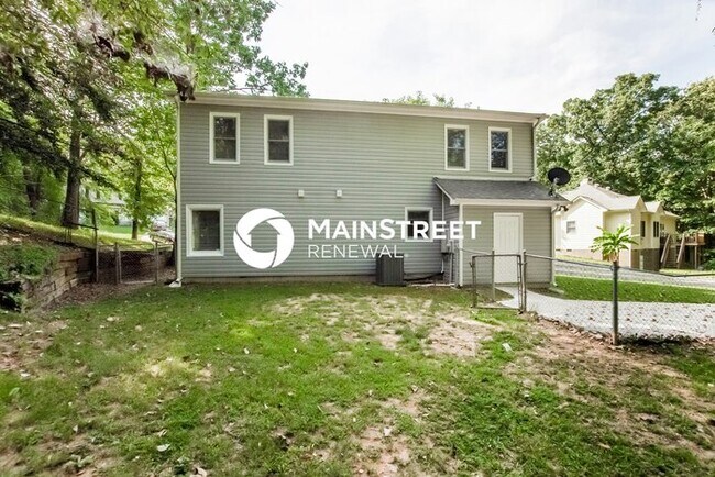 Building Photo - 3 Bedroom Pet-Friendly Home in Charlotte, ...