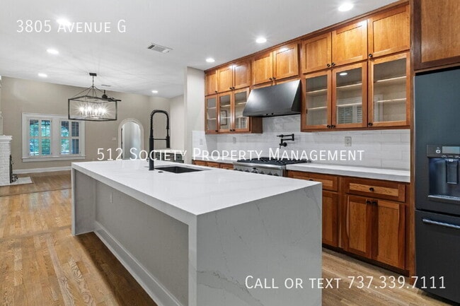 Building Photo - 3805 Avenue G