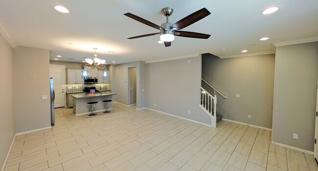 Building Photo - 3 Bedroom Condo in the Siena Community Near S Dobson Rd and W Queen Creek Rd!