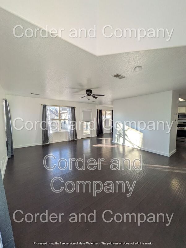 Building Photo - 8000 Vista Estrella Ln SW