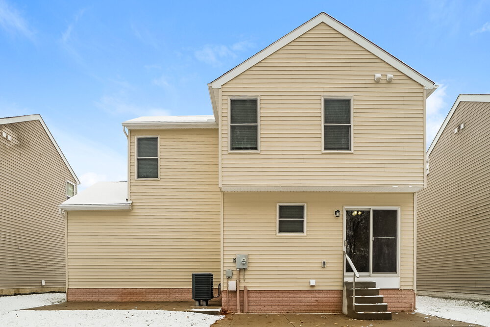 Building Photo - 7140 Calusa Drive