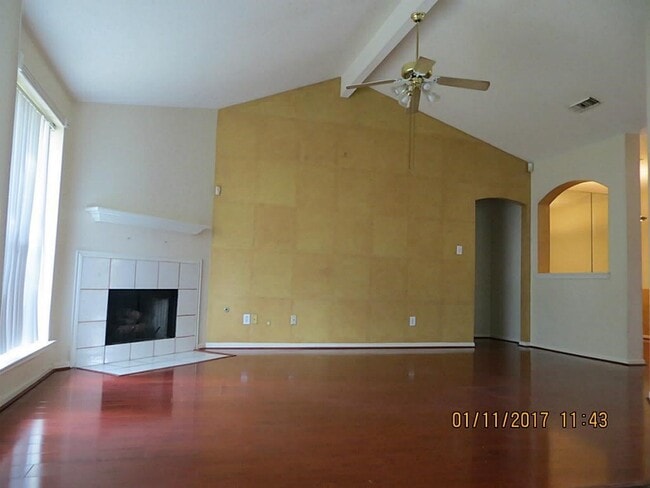 Building Photo - 5418 Baslow Dr