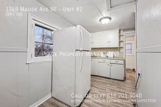 Building Photo - 1349 Maude Ave NE