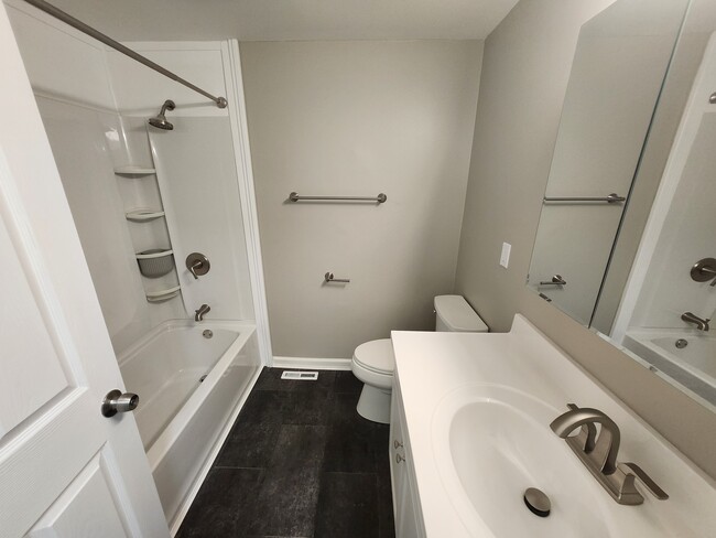 Building Photo - 8439 Lace Bark Ln