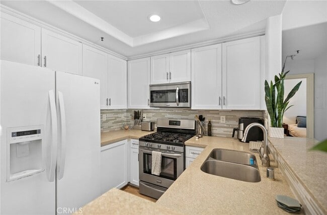 Building Photo - 65 Whippoorwill Ln