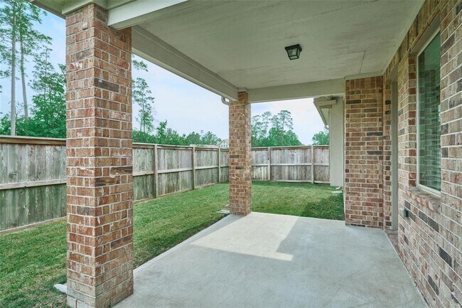 Building Photo - 22348 Misty Woods Ln