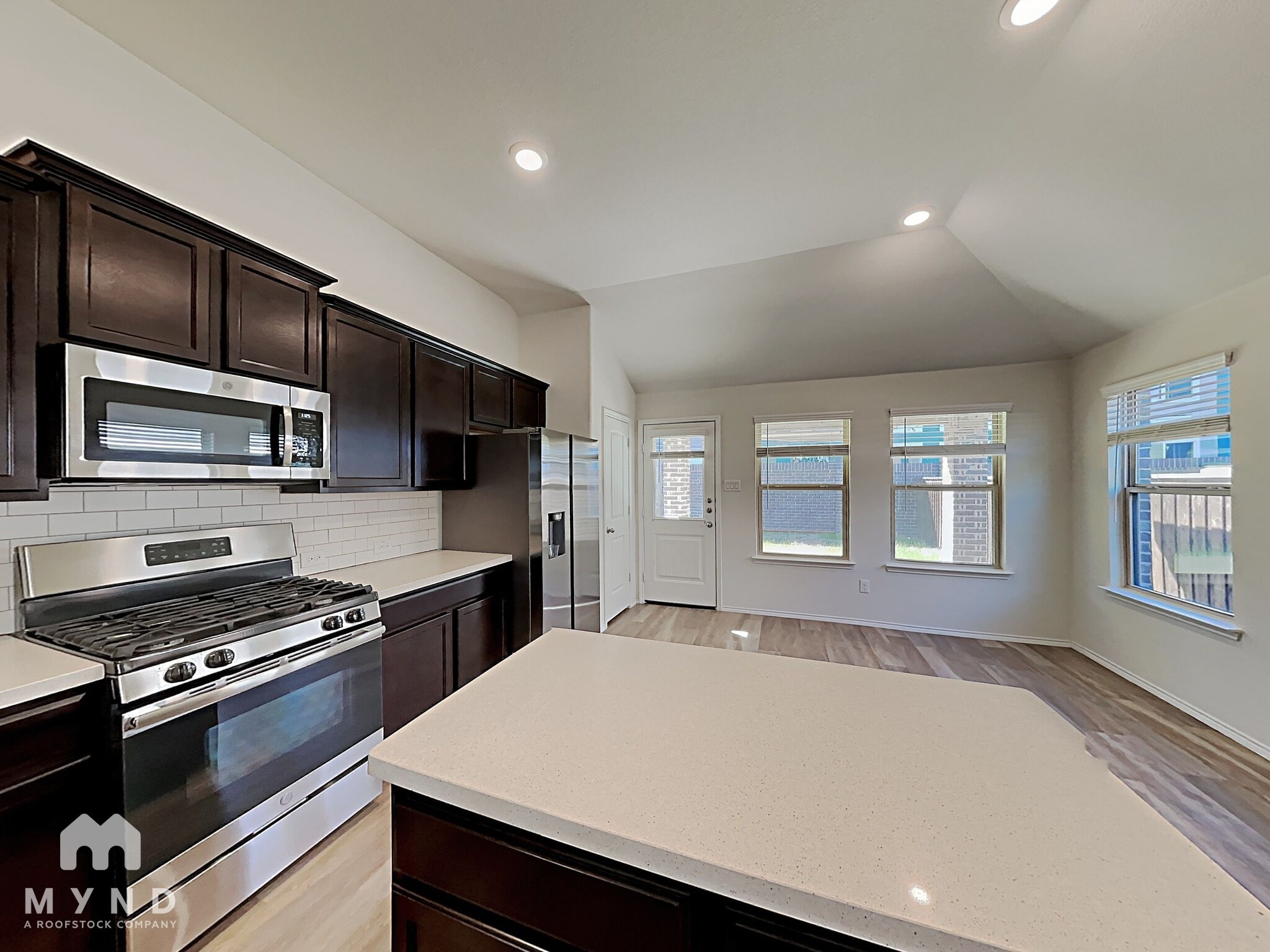 Building Photo - 2436 Dolostone Dr