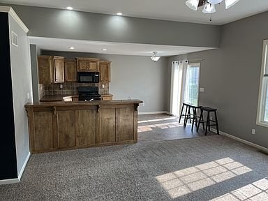 Building Photo - 1207 Aubreis Way