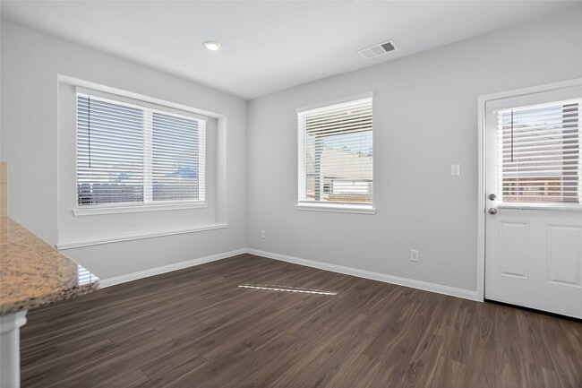 Building Photo - 13320 Burbot Dr