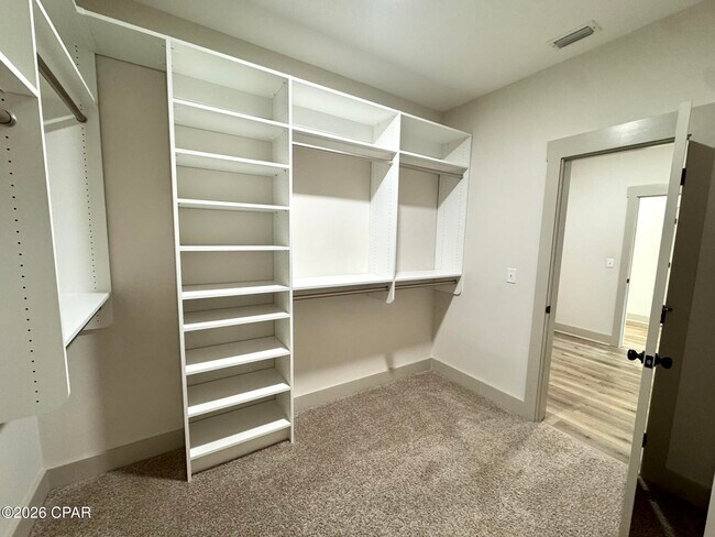Building Photo - 3806 Heartwood St