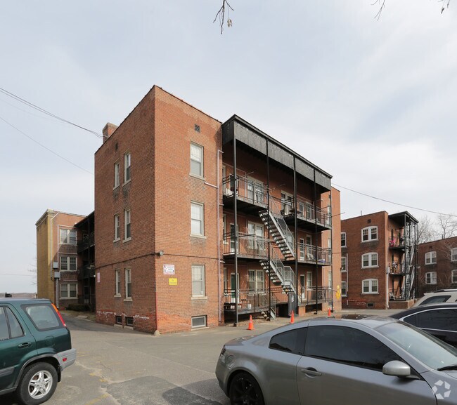 Building Photo - 79 Myrtle St