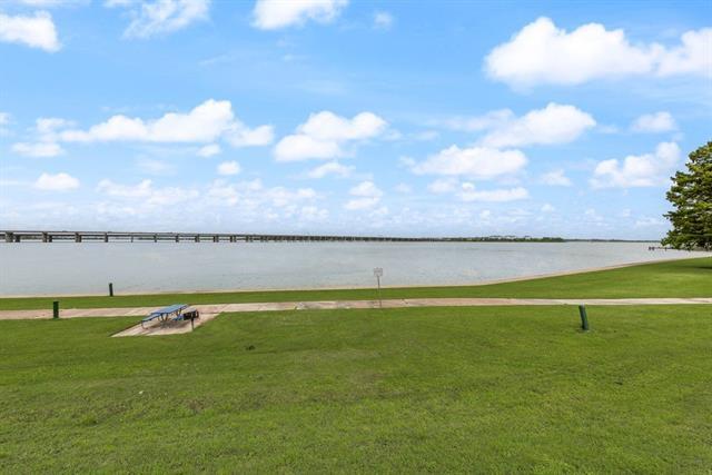 Building Photo - 1513 E Interstate 30