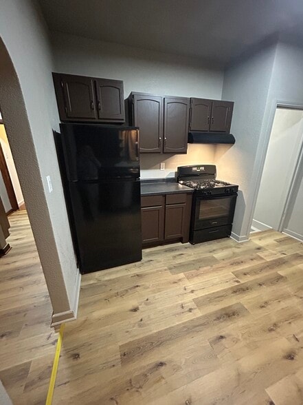 Gas stove and fridge - 410 S 4th St