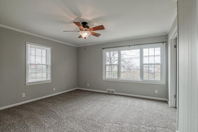 Building Photo - 7121 W 74th St