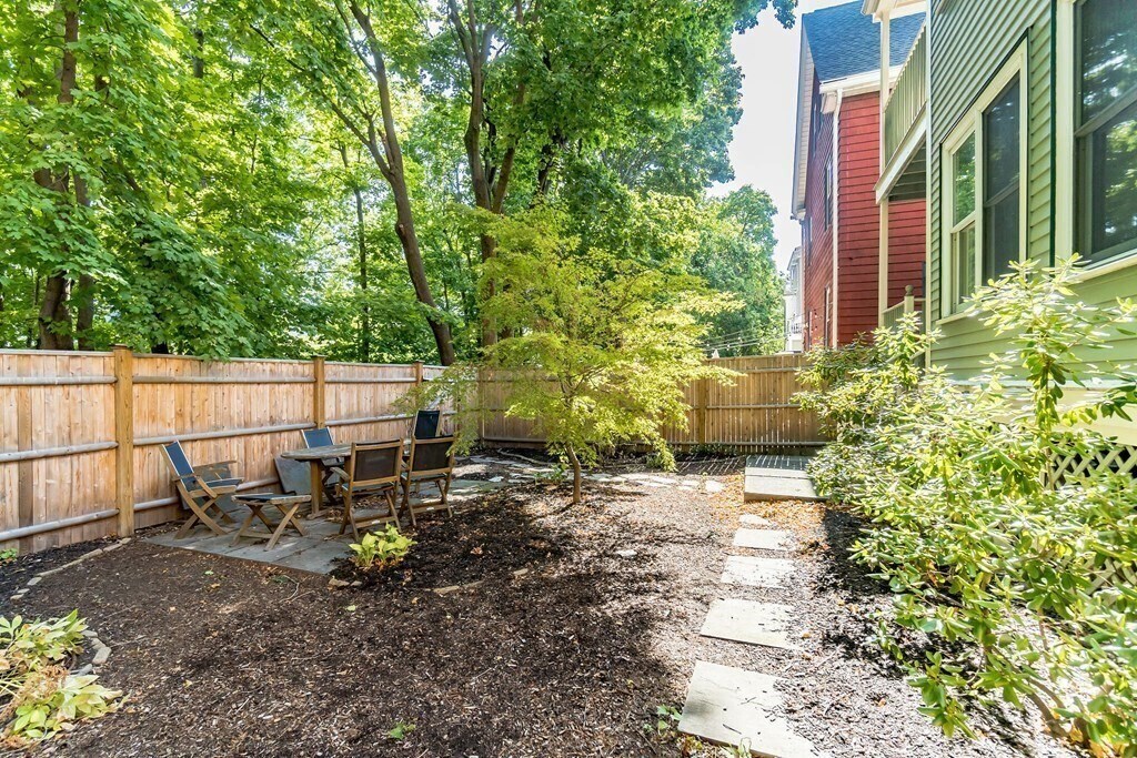 Building Photo - 73 Lexington Ave