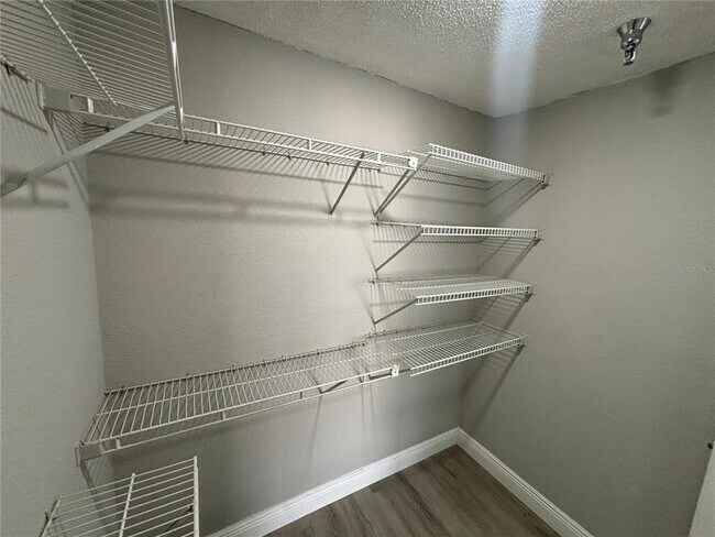 Building Photo - 10263 Gandy Blvd N