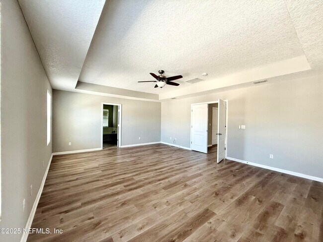 Building Photo - 4105 Halifax Ln